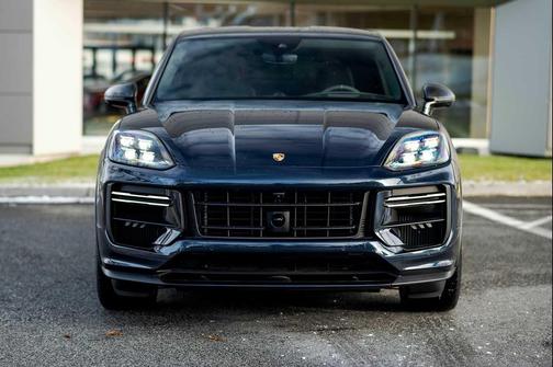 2024 Porsche Cayenne Turbo GT