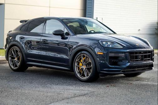 2024 Porsche Cayenne Turbo GT