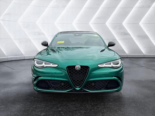 2024 Alfa Romeo Giulia Quadrifoglio