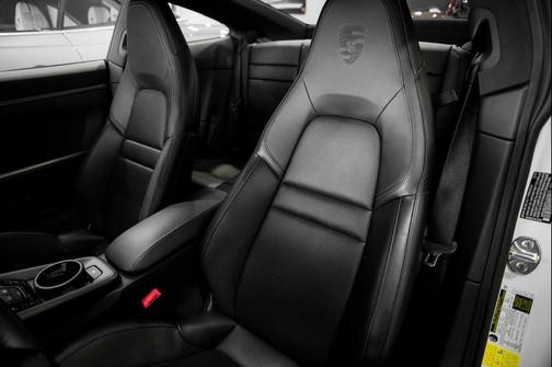 2020 Porsche 911 Carrera 4S