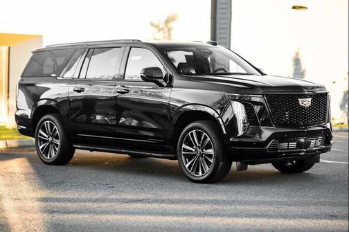 2025 Cadillac Escalade ESV Sport
