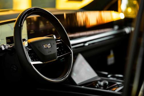 2025 Cadillac Escalade ESV Sport