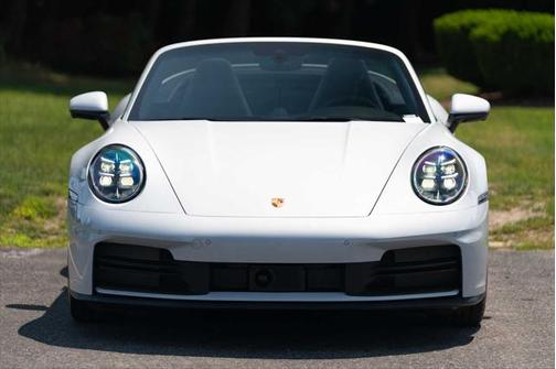 2025 Porsche 911 Carrera