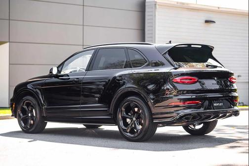 2025 Bentley Bentayga S Black Edition