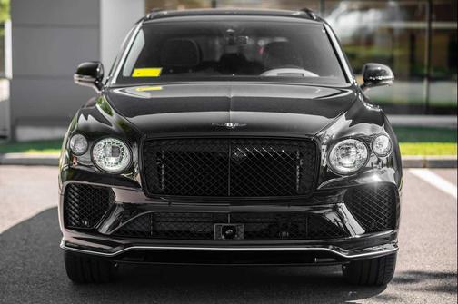 2025 Bentley Bentayga S Black Edition