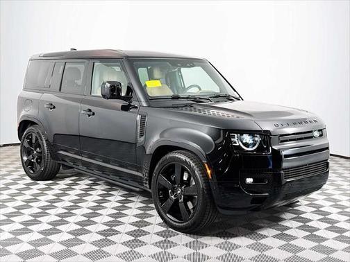 2025 Land Rover Defender 110 V8