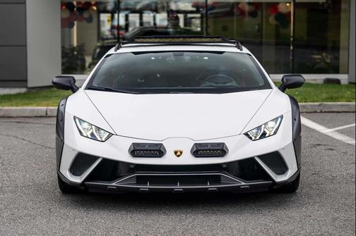 2023 Lamborghini Huracan Sterrato 