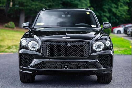 2025 Bentley Bentayga V8