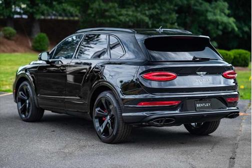 2025 Bentley Bentayga V8