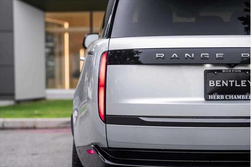2023 Land Rover Range Rover P400 SE