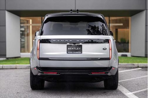 2023 Land Rover Range Rover P400 SE