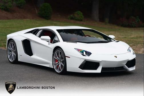 2015 Lamborghini Aventador LP700-4