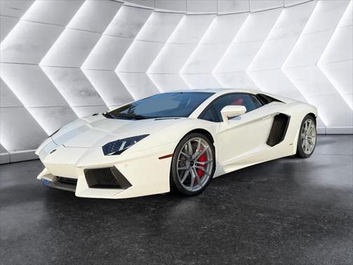 2015 Lamborghini Aventador LP700-4