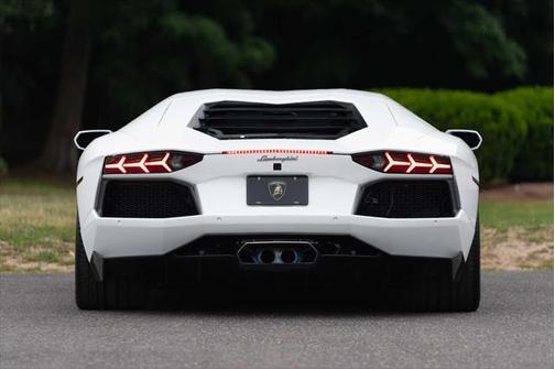 2015 Lamborghini Aventador LP700-4