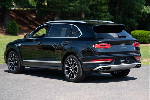 2023 Bentley Bentayga V8