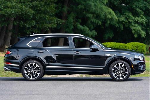2023 Bentley Bentayga V8