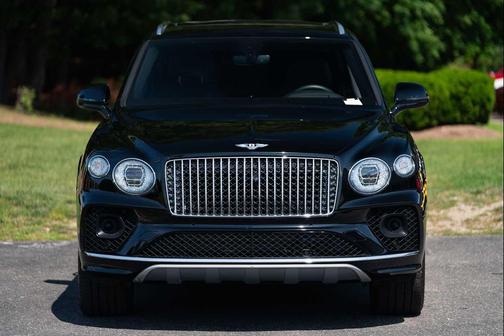 2023 Bentley Bentayga V8
