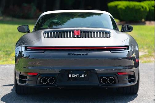 2021 Porsche 911 Targa 4S