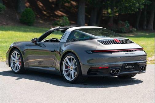 2021 Porsche 911 Targa 4S