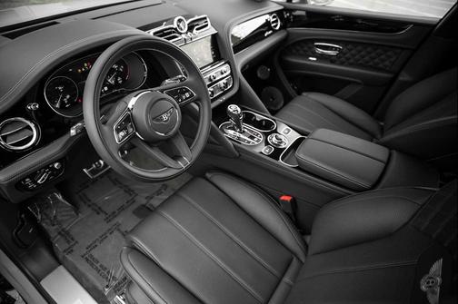 2023 Bentley Bentayga Azure