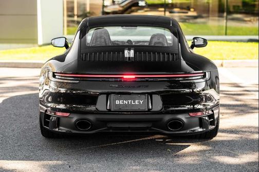 2024 Porsche 911 Carrera GTS