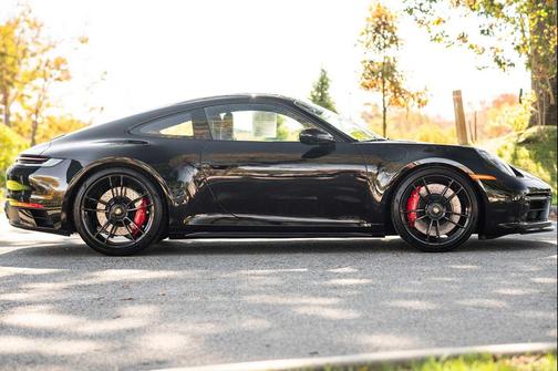2024 Porsche 911 Carrera GTS