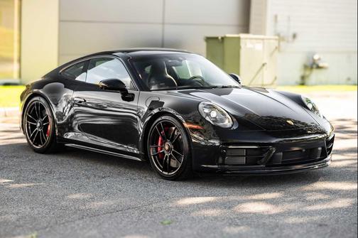 2024 Porsche 911 Carrera GTS
