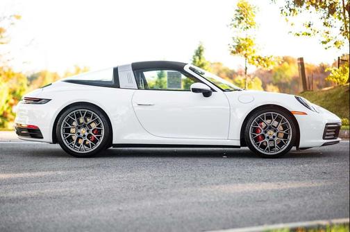 2023 Porsche 911 Targa 4S