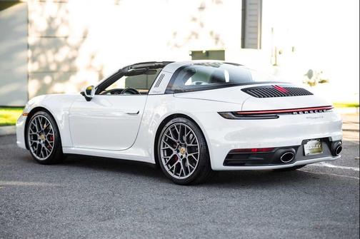 2023 Porsche 911 Targa 4S