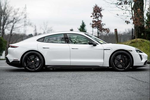 2021 Porsche Taycan Turbo S