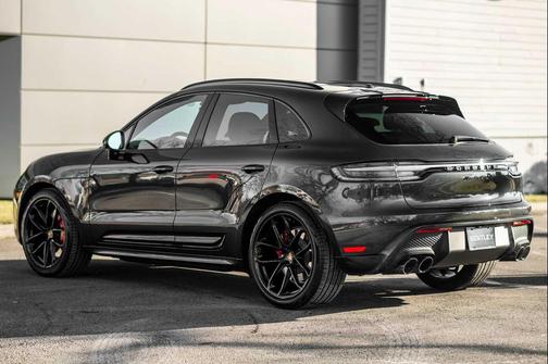 2025 Porsche Macan GTS