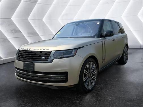 2023 Land Rover Range Rover P530 SE