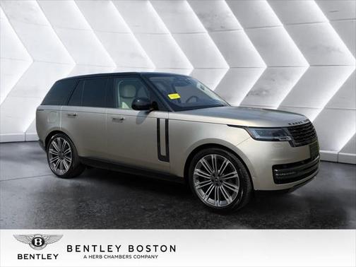 2023 Land Rover Range Rover P530 SE