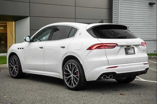 2025 Maserati Grecale 