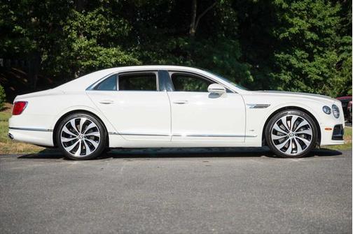 2022 Bentley Flying Spur V8