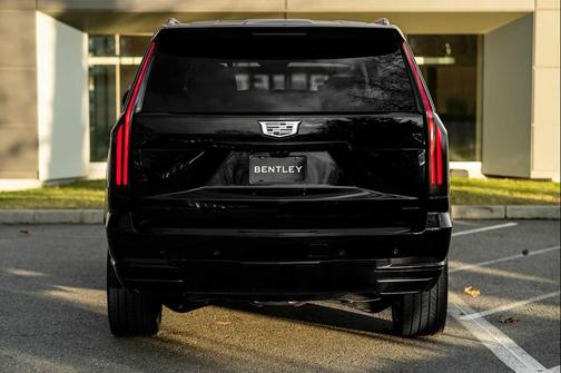 2025 Cadillac Escalade ESV Sport Platinum