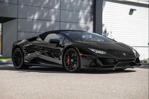 2022 Lamborghini Huracan EVO Spyder