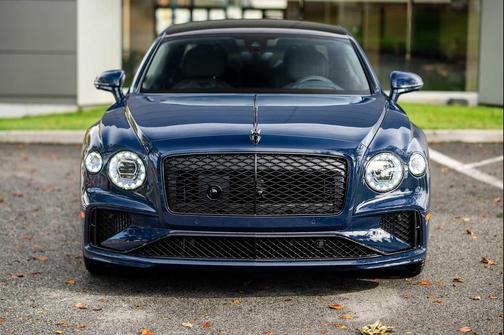 2025 Bentley Flying Spur Black Edition