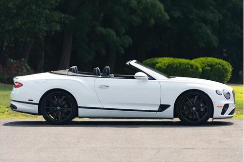 2023 Bentley Continental GT Azure