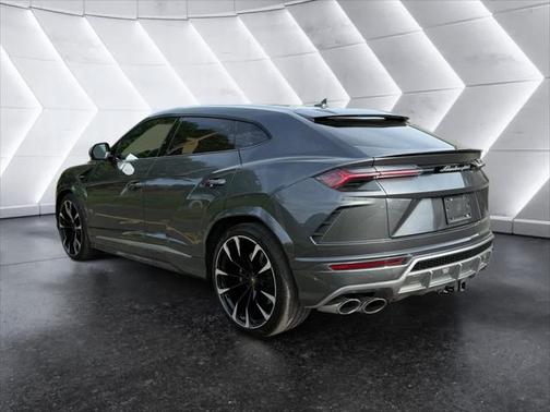 2019 Lamborghini Urus