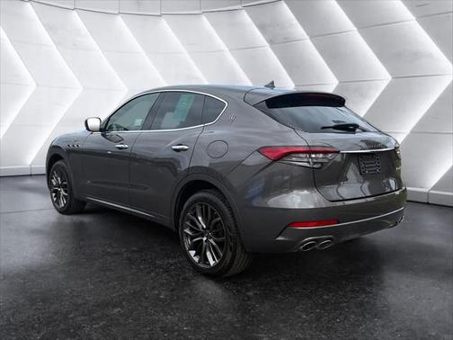 2024 Maserati Levante GT Ultima