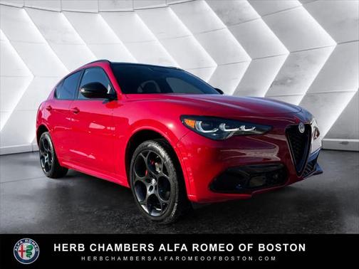 2025 Alfa Romeo Stelvio Ti