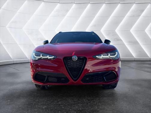 2025 Alfa Romeo Stelvio Ti