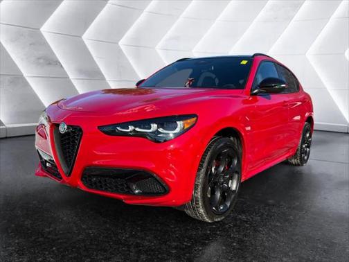 2025 Alfa Romeo Stelvio Ti