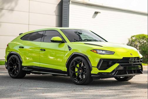 2024 Lamborghini Urus Performante
