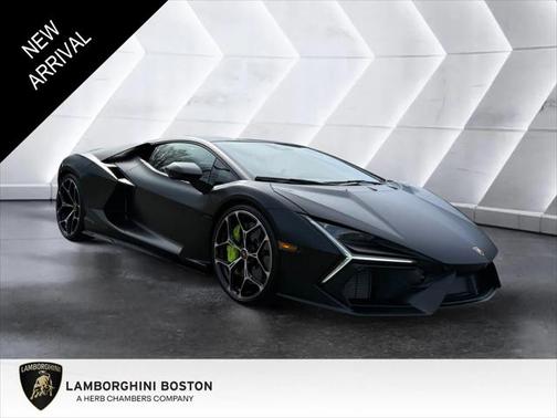 2024 Lamborghini Revuelto