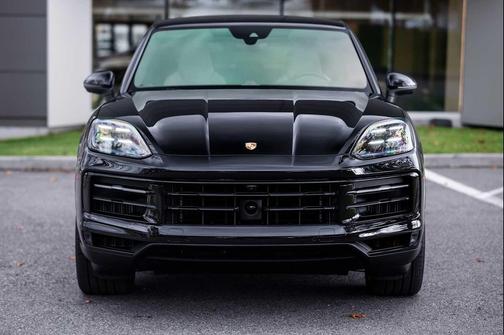 2024 Porsche Cayenne S