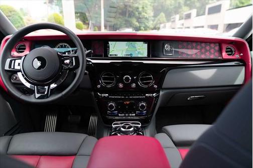 2023 Rolls-Royce Phantom