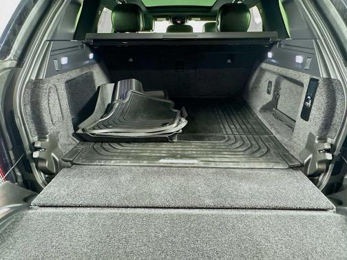 2023 Land Rover Range Rover P400 SE