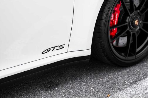 2022 Porsche 911 Carrera GTS